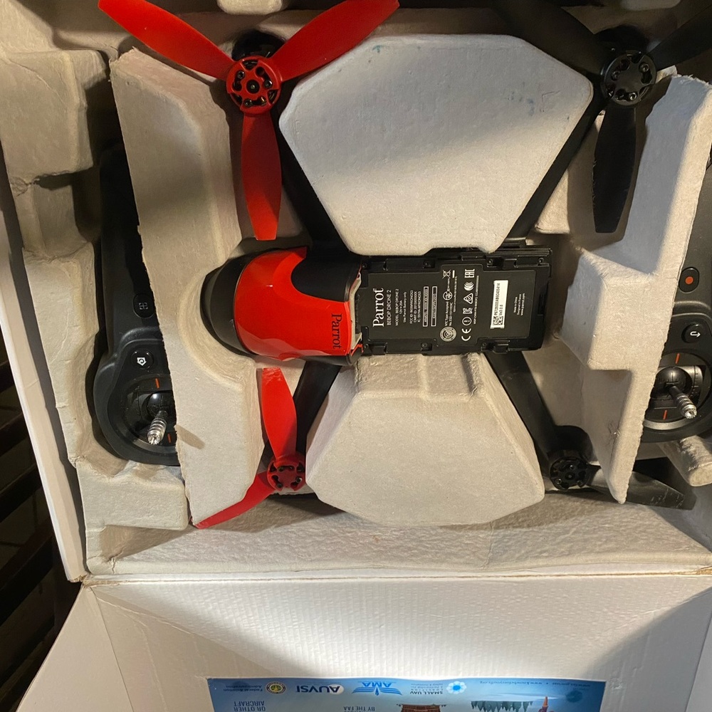 Parrot Bebopp 2 with sky controller